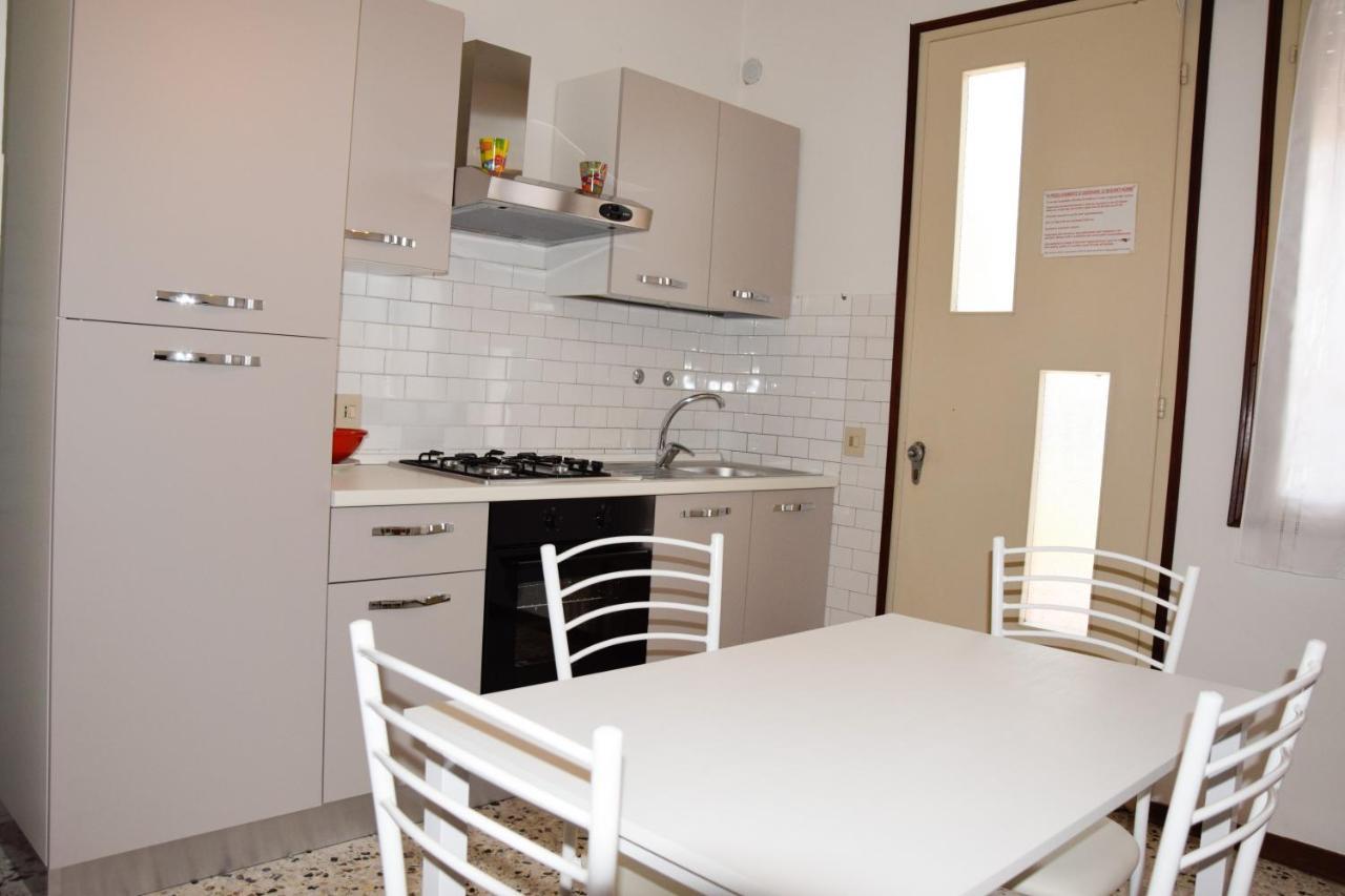 Villa Vania Family Apartments Лидо ди Йезоло Екстериор снимка